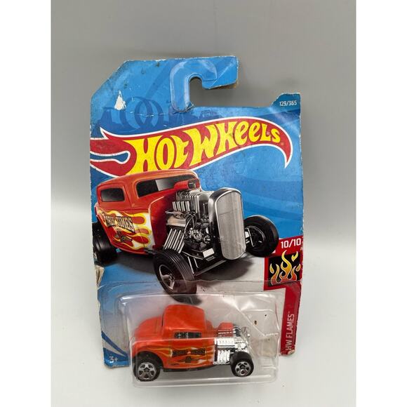 Hot Wheels ‘32 Ford Orange Long Card HE Flames 2018 SEALED - Picture 1 of 3